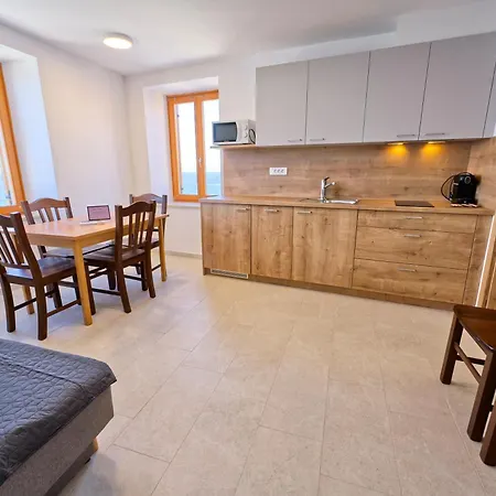 Apartments Punta Piran Exterior photo