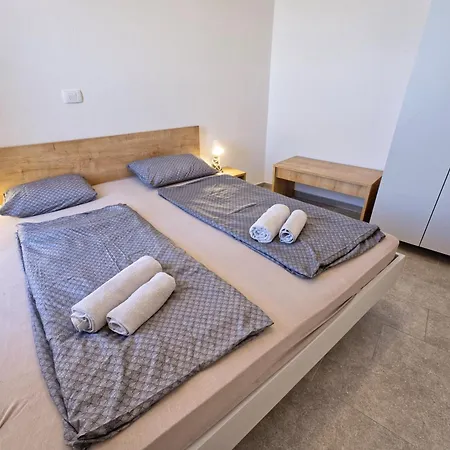 Apartments Punta Piran Exterior photo